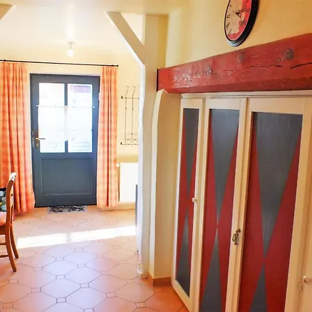 Kapt'n Sun Im Alten Kapitanshaus